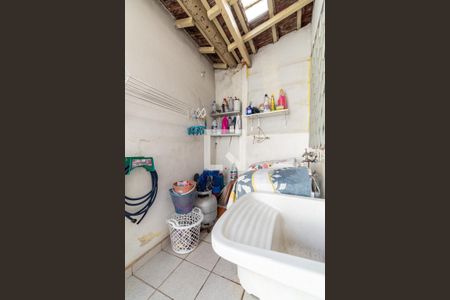 Casa à venda com 110m², 2 quartos e 2 vagasÁrea de Serviço