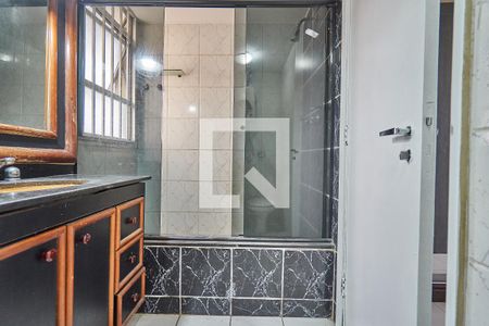 Apartamento à venda com 110m², 2 quartos e 1 vaga Apartamento à venda com 110m², 2 quartos e 1 vagaBanheiro Suite