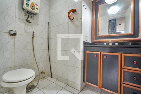 Apartamento à venda com 110m², 2 quartos e 1 vaga Apartamento à venda com 110m², 2 quartos e 1 vagaBanheiro Suite