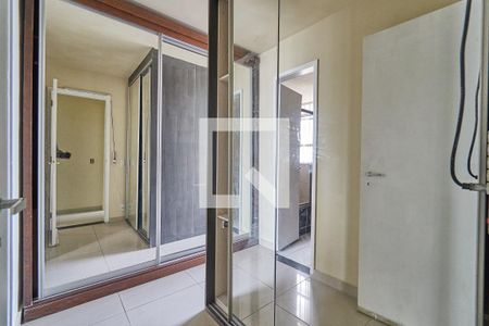 Apartamento à venda com 110m², 2 quartos e 1 vaga Apartamento à venda com 110m², 2 quartos e 1 vagaQuarto Suite