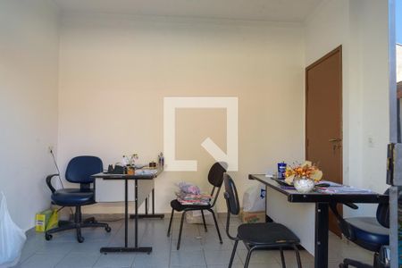 Casa à venda com 432m², 4 quartos e 4 vagasEscritório