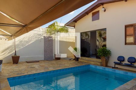 Casa à venda com 432m², 4 quartos e 4 vagasPiscina