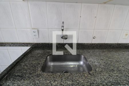 Apartamento à venda com 54m², 2 quartos e 1 vagaPia da cozinha