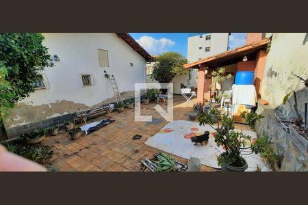 Casa à venda com 292m², 4 quartos e 3 vagas