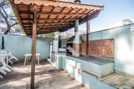 Apartamento para alugar com 55m², 2 quartos e 2 vagas Apartamento para alugar com 55m², 2 quartos e 2 vagasÁrea Comum - Churrasqueira