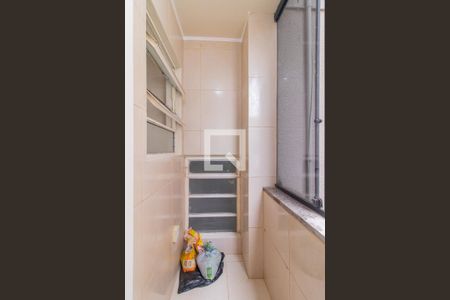 Apartamento à venda com 48m², 1 quarto e sem vaga Apartamento à venda com 48m², 1 quarto e sem vagaCozinha e Área de Serviço