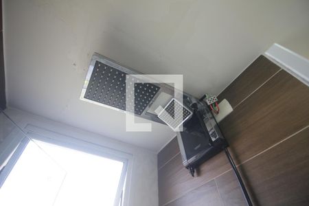 Apartamento à venda com 40m², 2 quartos e sem vagaChuveiro