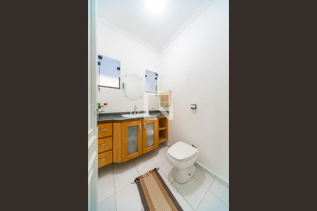 Casa à venda com 380m², 3 quartos e 8 vagas Casa à venda com 380m², 3 quartos e 8 vagasLavabo