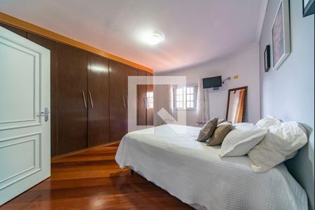 Casa à venda com 380m², 3 quartos e 8 vagas Casa à venda com 380m², 3 quartos e 8 vagasQuarto 3