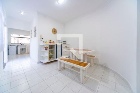 Casa à venda com 380m², 3 quartos e 8 vagas Casa à venda com 380m², 3 quartos e 8 vagasCozinha