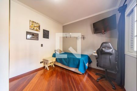 Casa à venda com 380m², 3 quartos e 8 vagas Casa à venda com 380m², 3 quartos e 8 vagasQuarto 1