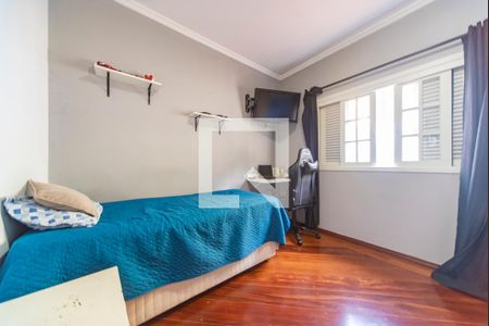 Casa à venda com 380m², 3 quartos e 8 vagas Casa à venda com 380m², 3 quartos e 8 vagasQuarto 1