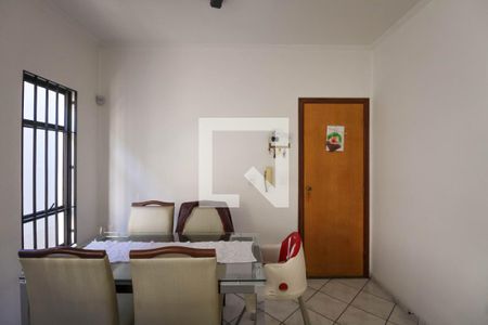 Casa à venda com 140m², 3 quartos e 2 vagas Casa à venda com 140m², 3 quartos e 2 vagasCozinha