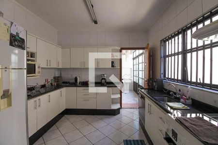 Casa à venda com 140m², 3 quartos e 2 vagas Casa à venda com 140m², 3 quartos e 2 vagasCozinha
