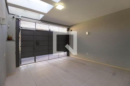 Casa à venda com 140m², 3 quartos e 2 vagas Casa à venda com 140m², 3 quartos e 2 vagasGaragem