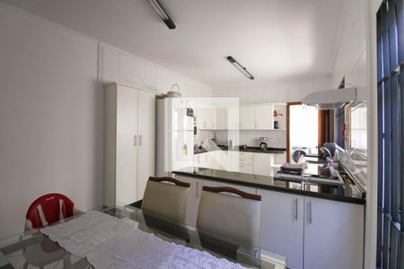 Casa à venda com 140m², 3 quartos e 2 vagas Casa à venda com 140m², 3 quartos e 2 vagasCozinha