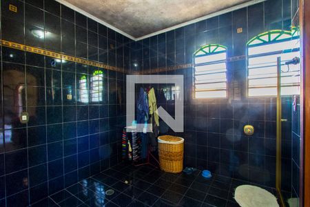 Casa à venda com 5m², 3 quartos e 5 vagas Casa à venda com 5m², 3 quartos e 5 vagasBanheiro do quarto 1