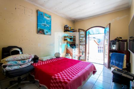 Casa à venda com 5m², 3 quartos e 5 vagas Casa à venda com 5m², 3 quartos e 5 vagasQuarto 2