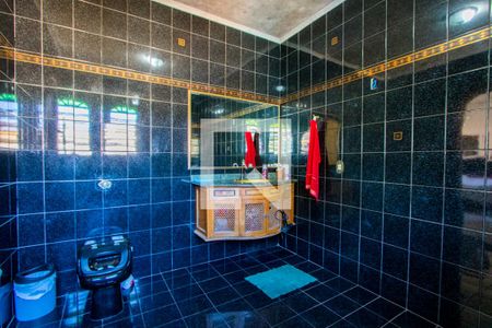 Casa à venda com 5m², 3 quartos e 5 vagas Casa à venda com 5m², 3 quartos e 5 vagasBanheiro do quarto 1