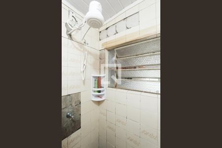 Banheiro de casa à venda com 2 quartos, 65m² em Jardim Carvalho, Porto Alegre