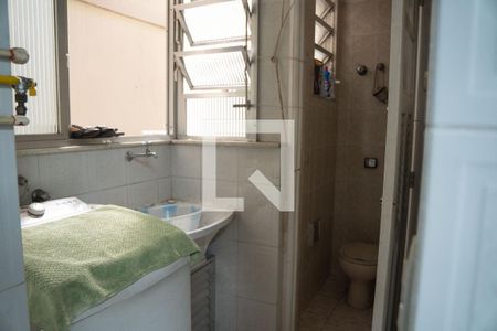 Apartamento à venda com 107m², 3 quartos e 1 vagaÁrea de Serviço