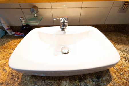 Casa à venda com 250m², 3 quartos e 2 vagas Casa à venda com 250m², 3 quartos e 2 vagasBanheiro Suíte 2