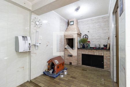 Casa à venda com 250m², 3 quartos e 2 vagas Casa à venda com 250m², 3 quartos e 2 vagasQuintal