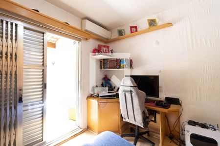 Casa à venda com 250m², 3 quartos e 2 vagas Casa à venda com 250m², 3 quartos e 2 vagasSuíte 2