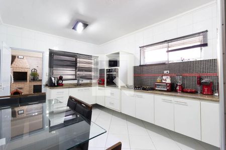 Casa à venda com 250m², 3 quartos e 2 vagas Casa à venda com 250m², 3 quartos e 2 vagasCozinha