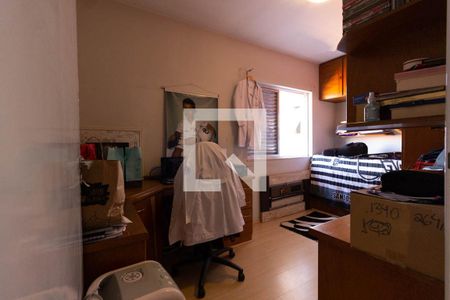 Casa à venda com 250m², 3 quartos e 2 vagas Casa à venda com 250m², 3 quartos e 2 vagasQuarto