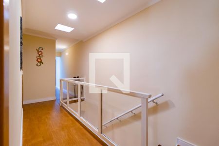 Casa à venda com 172m², 3 quartos e 3 vagasCorredor