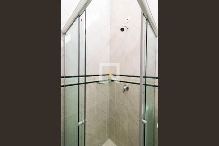 Casa à venda com 172m², 3 quartos e 3 vagasBanheiro da Suíte 1