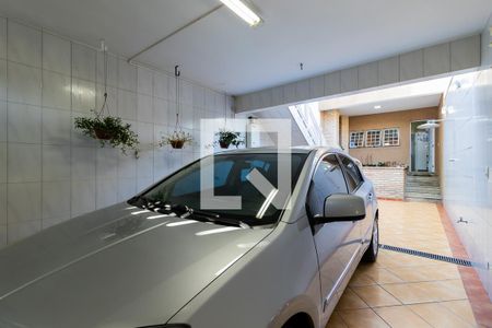 Casa à venda com 172m², 3 quartos e 3 vagasQuintal e Garagem Fundos
