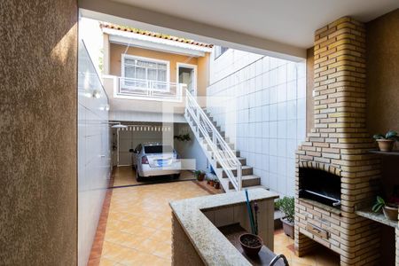 Casa à venda com 172m², 3 quartos e 3 vagasQuintal e Garagem Fundos