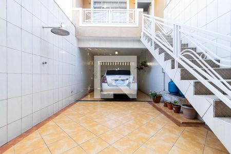 Casa à venda com 172m², 3 quartos e 3 vagasQuintal e Garagem Fundos
