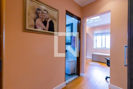 Casa à venda com 172m², 3 quartos e 3 vagasSuíte 2