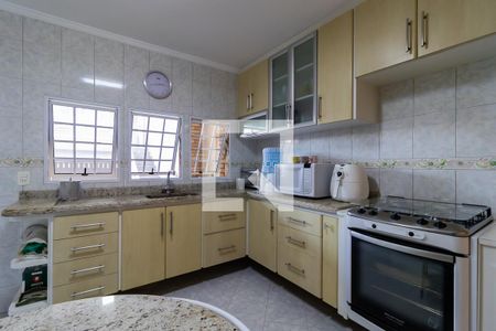 Casa à venda com 172m², 3 quartos e 3 vagasCozinha