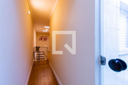 Casa à venda com 172m², 3 quartos e 3 vagasCorredor