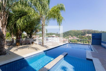 Casa de condomínio à venda com 146m², 3 quartos e 3 vagas Casa de condomínio à venda com 146m², 3 quartos e 3 vagasPiscina