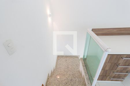 Escada de casa de condomínio à venda com 3 quartos, 146m² em Freguesia , Rio de Janeiro