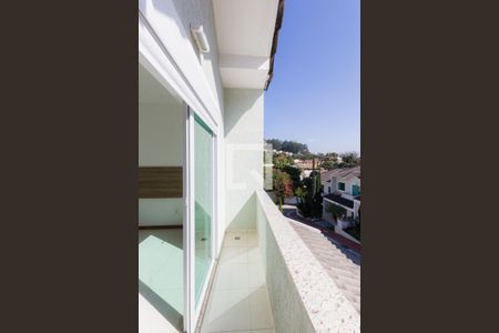 Casa de condomínio à venda com 146m², 3 quartos e 3 vagas Casa de condomínio à venda com 146m², 3 quartos e 3 vagasVaranda da Suíte 3