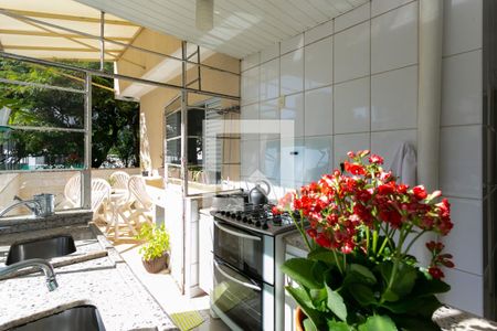 Apartamento à venda com 260m², 4 quartos e 1 vaga Apartamento à venda com 260m², 4 quartos e 1 vagaCozinha