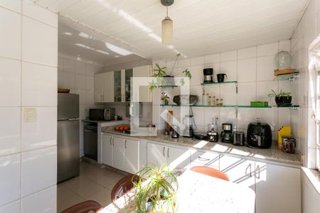 Apartamento à venda com 260m², 4 quartos e 1 vaga Apartamento à venda com 260m², 4 quartos e 1 vagaCozinha