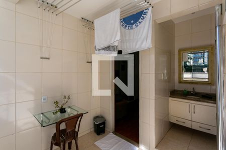 Apartamento à venda com 260m², 4 quartos e 1 vaga Apartamento à venda com 260m², 4 quartos e 1 vagaÁrea de Serviço