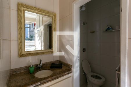 Apartamento à venda com 260m², 4 quartos e 1 vaga Apartamento à venda com 260m², 4 quartos e 1 vagaBanheiro de Serviço