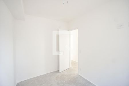 Apartamento à venda com 80m², 3 quartos e 2 vagasQuarto 02