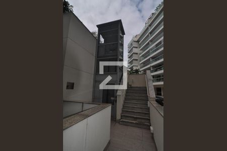 Apartamento à venda com 80m², 2 quartos e 1 vagaÁrea comum
