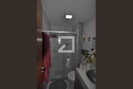 Apartamento à venda com 80m², 2 quartos e 1 vagaBanheiro do Corredor