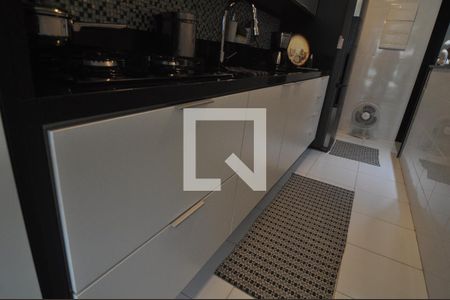 Apartamento à venda com 80m², 2 quartos e 1 vagaCozinha - Armários