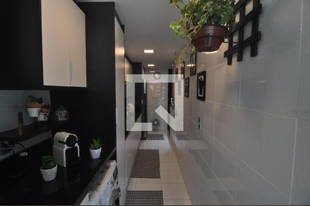 Apartamento à venda com 80m², 2 quartos e 1 vagaCozinha - Armários